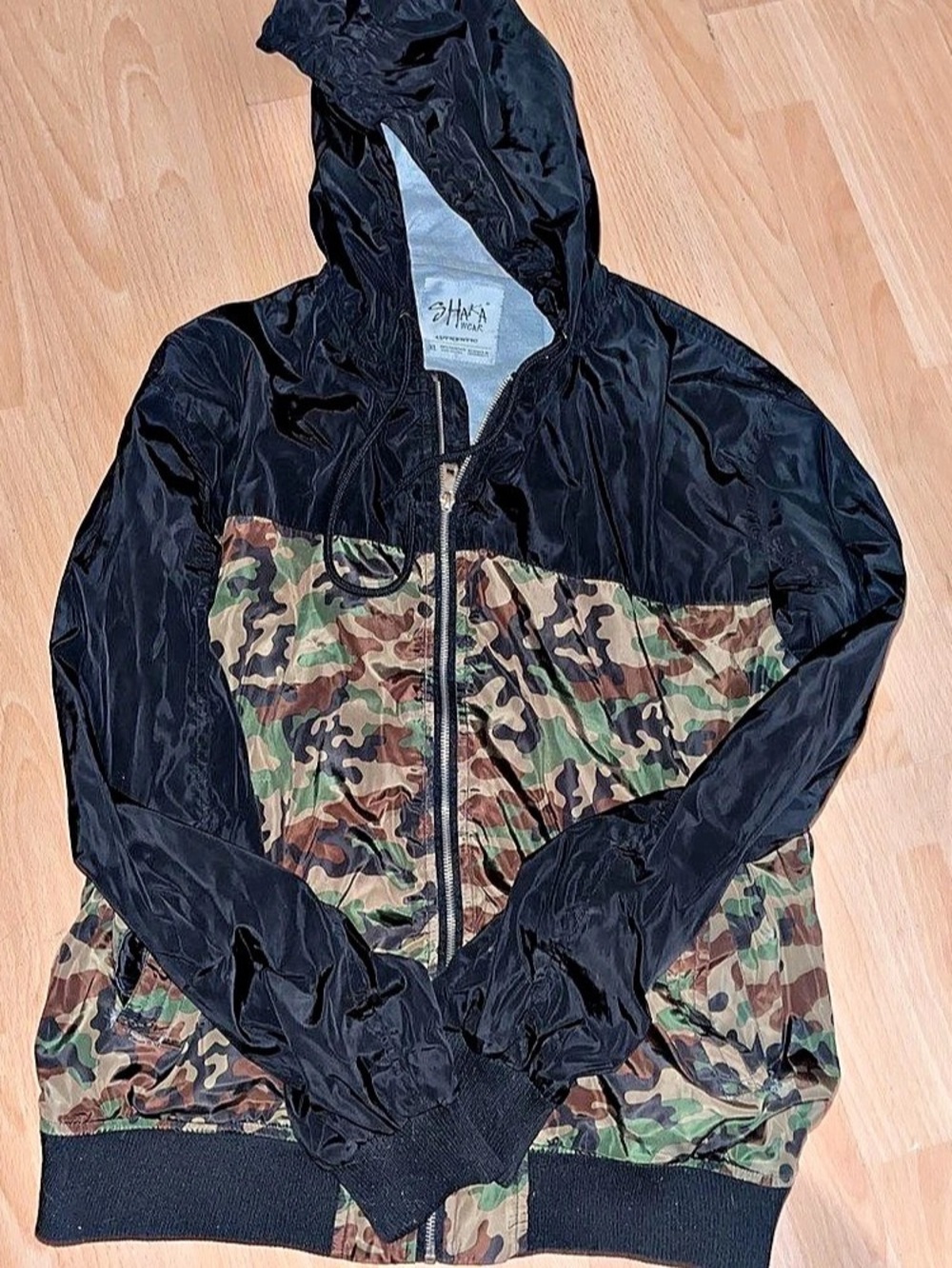 Shaka Wear Unisex Windbreaker Jacket Camo Black & Green